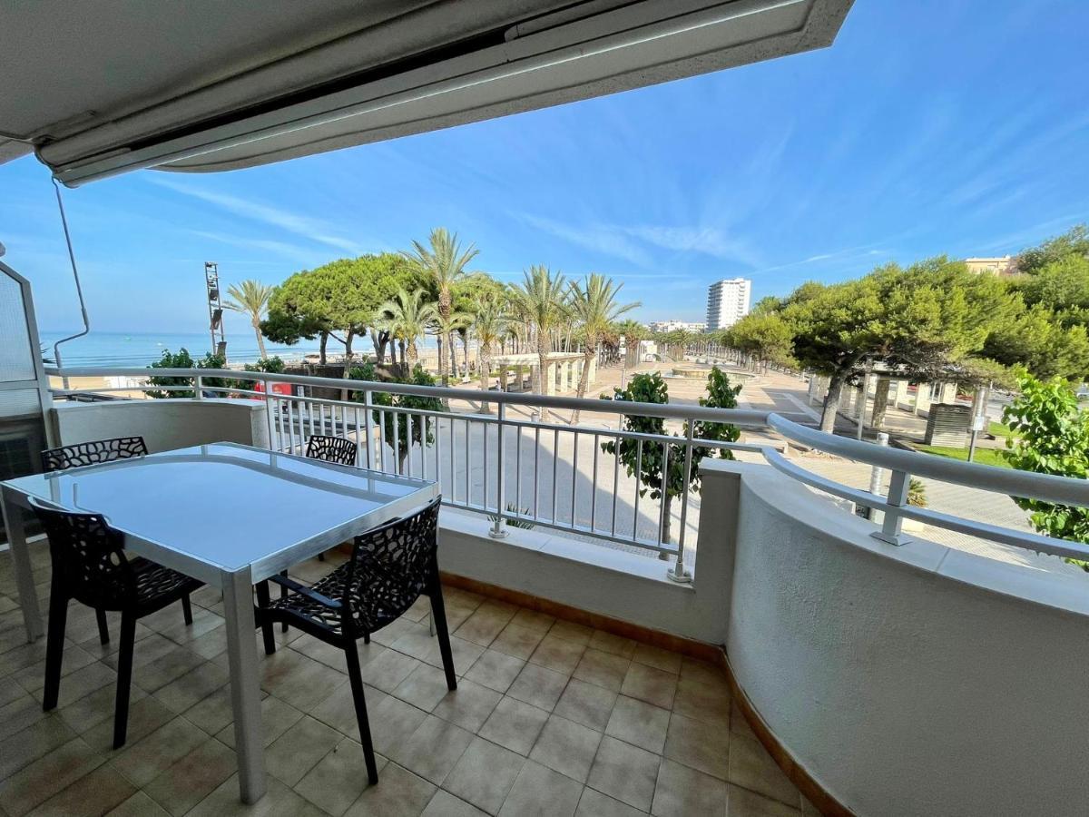For A Stay Santillana Plaza 萨洛 外观 照片