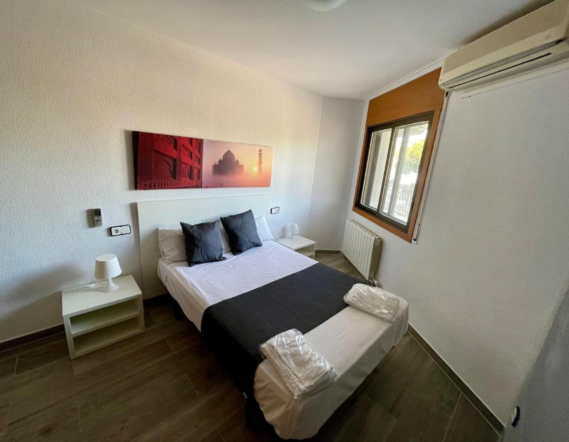 For A Stay Santillana Plaza 萨洛 外观 照片